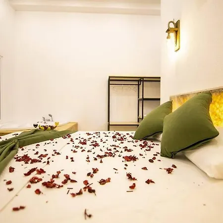 Villa Onyx-k Muhafazakar *